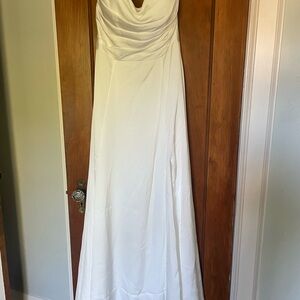 David's Bridal Strapless White Dress